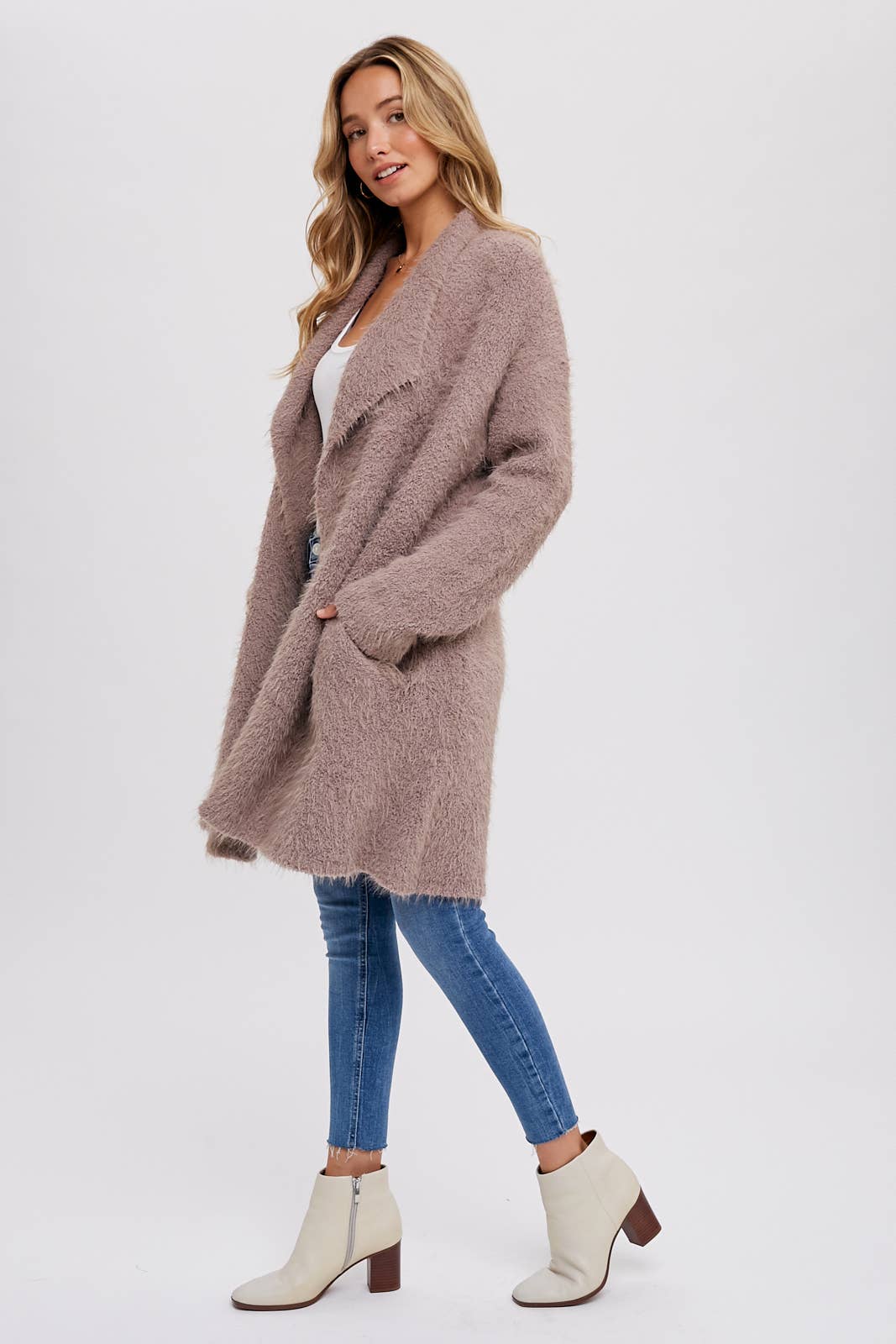 SOFT FUZZY DRAPE FRONT CARDIGAN: MUSHROOM