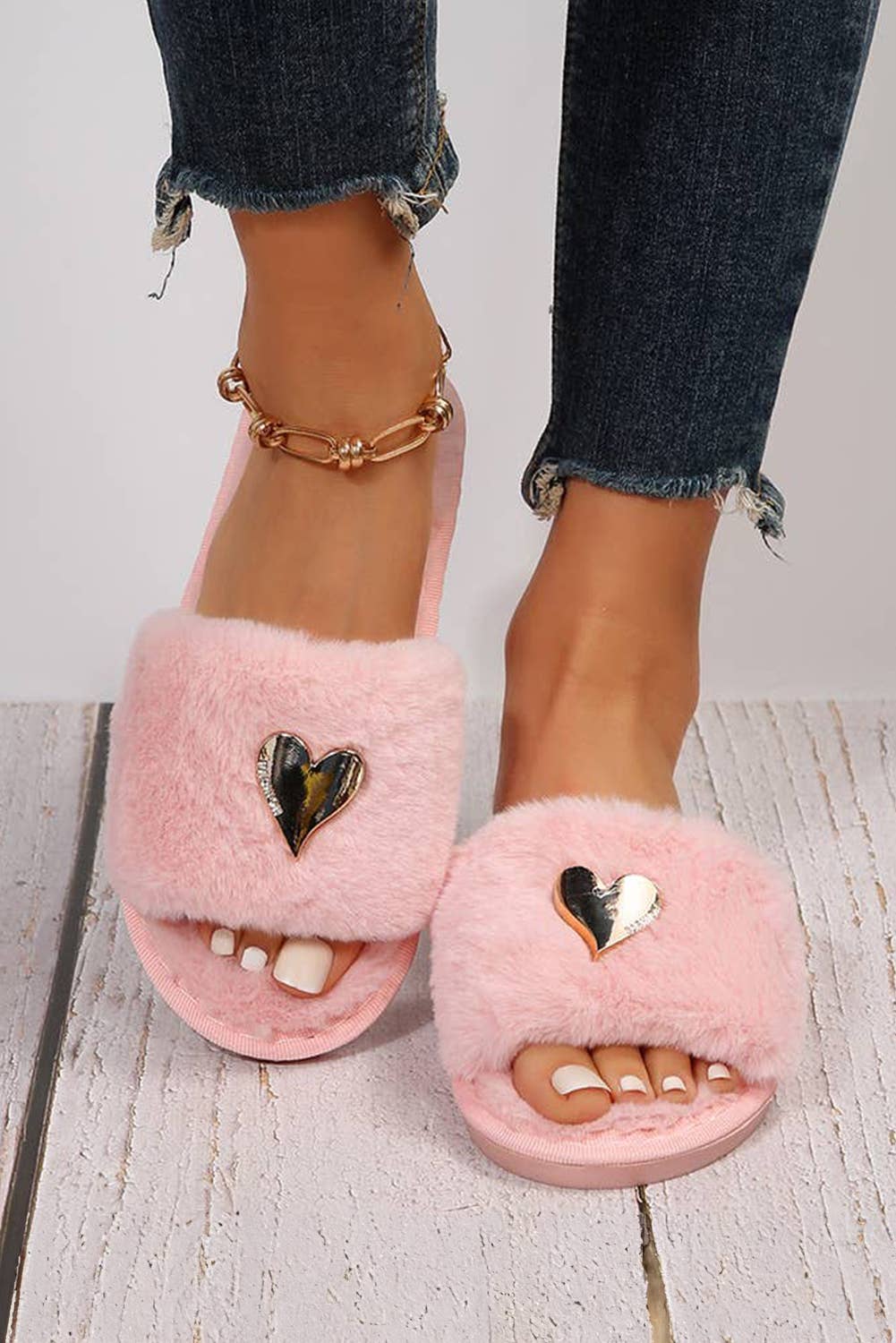 Heart Shape Buckle Decor Open Toe Plush Slippers: Parchment